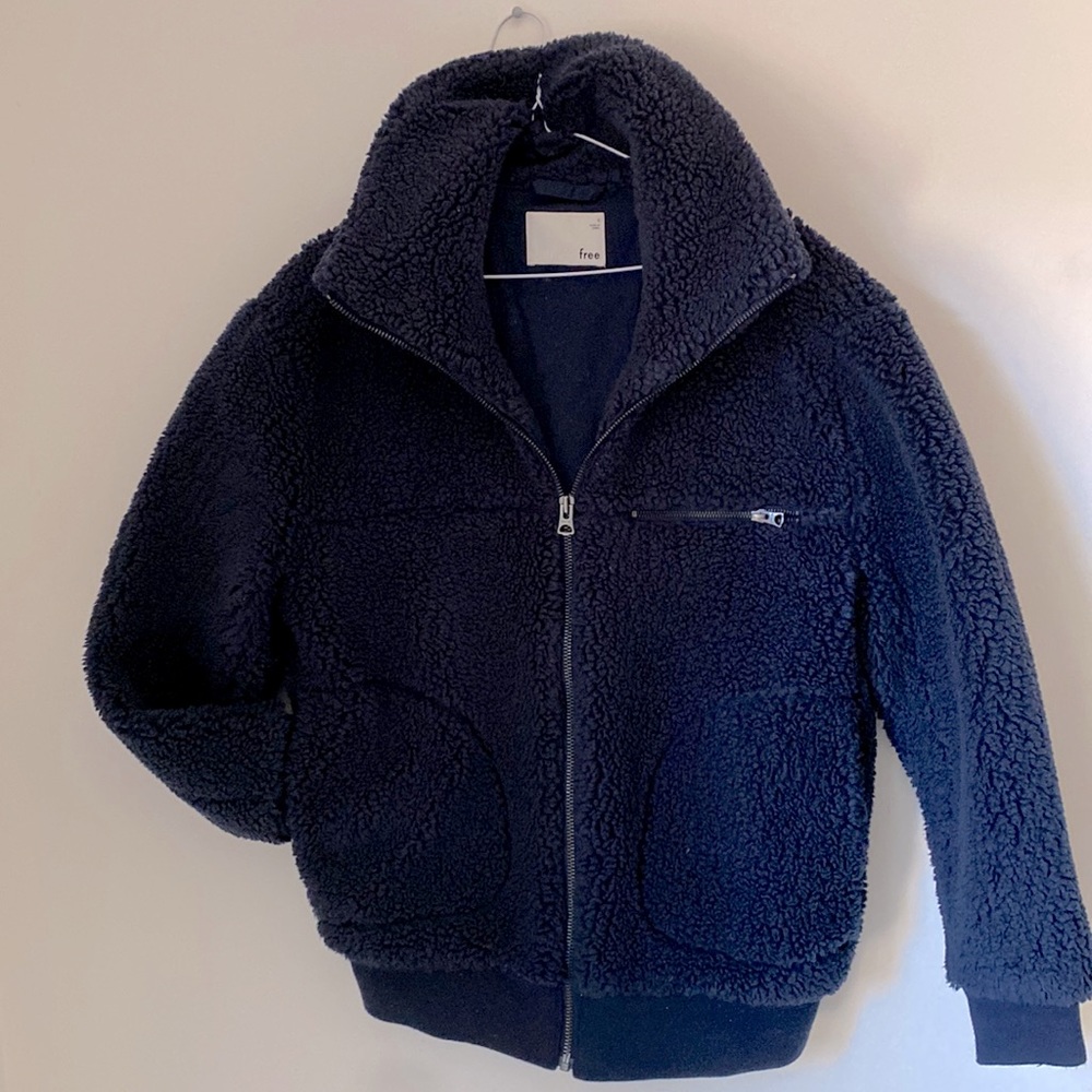 Teddy jacket (aritzia)